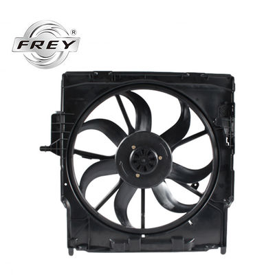 17428618241 Peças de resfriamento do motor Ventilador elétrico do carro para BMW E71 E70