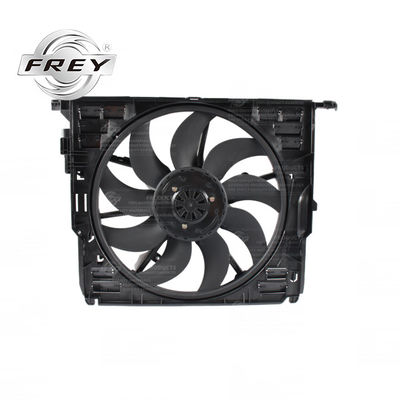 17427647652 Peças de resfriamento do motor Ventilador do radiador para BMW F01 F07 F10