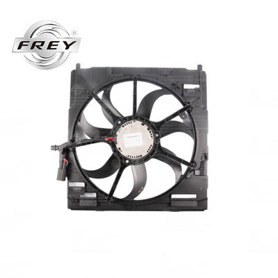 17428618241 Peças de resfriamento do motor Ventilador elétrico do carro para BMW E71 E70