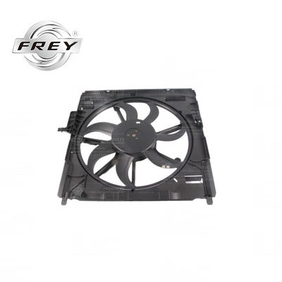 17428618241 Peças de resfriamento do motor Ventilador elétrico do carro para BMW E71 E70